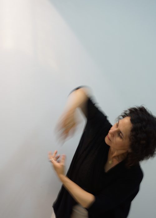 02 laura bailando